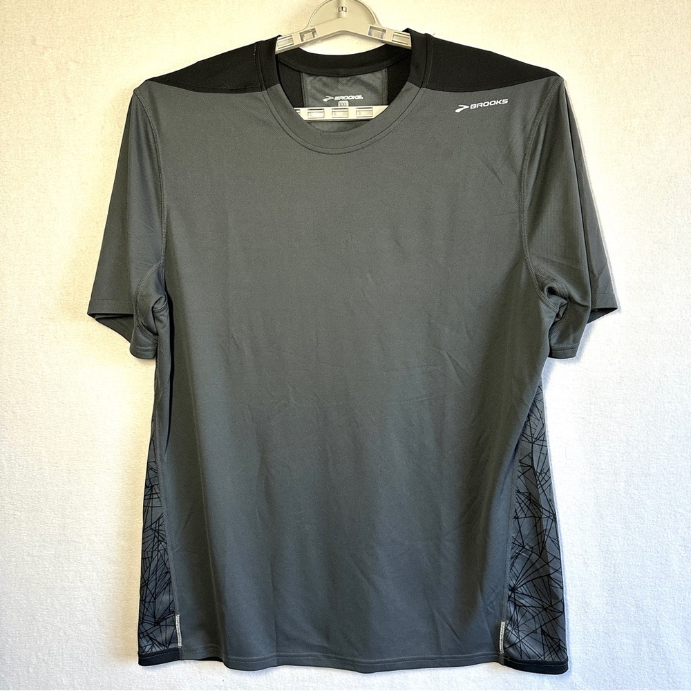 Brooks Infiniti Athletic Shirt Men's XXL Gray Black Equilibrium Technology